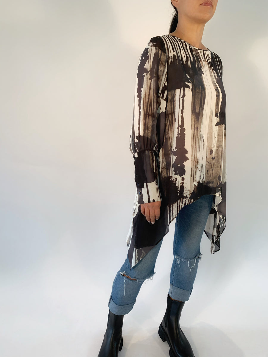 Big Cuff Tunic in Photo Mix - PERIPHERY
