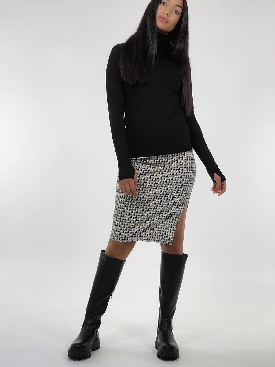 Icebreaker Skirt - PERIPHERY