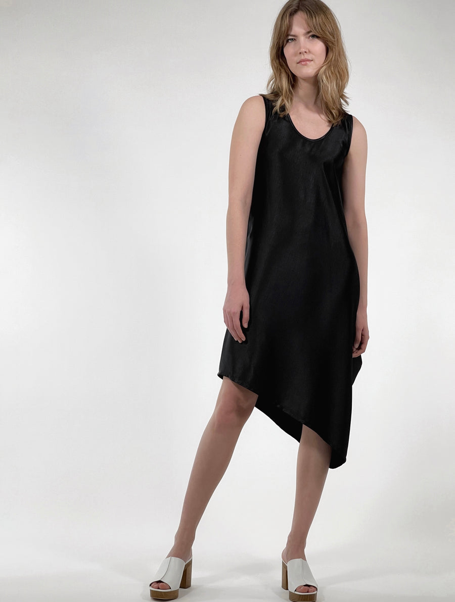 Iona Dress - PERIPHERY