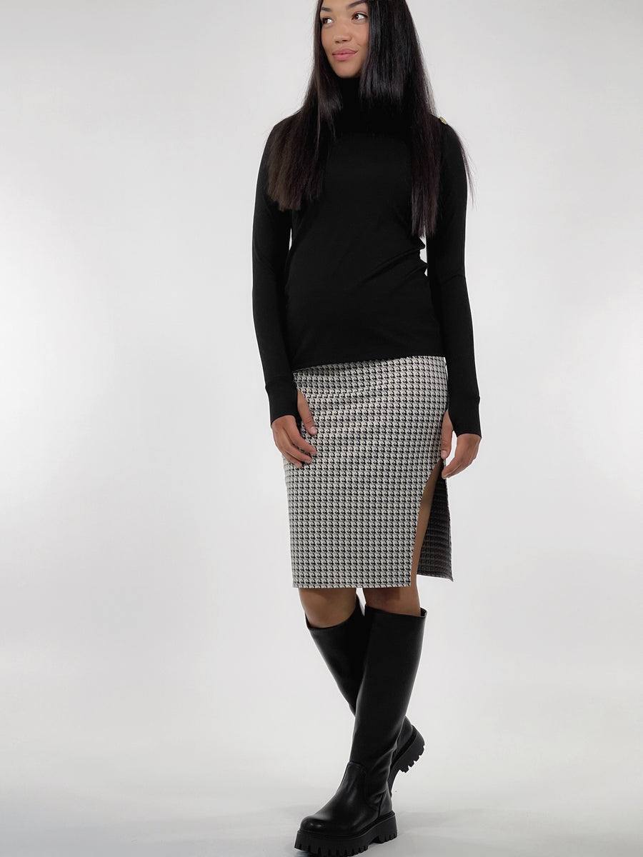 Icebreaker Skirt - PERIPHERY